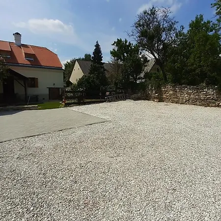 Vendégház Panzió Köveskál