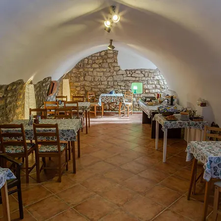 Gasthof Vendeghaz Köveskál